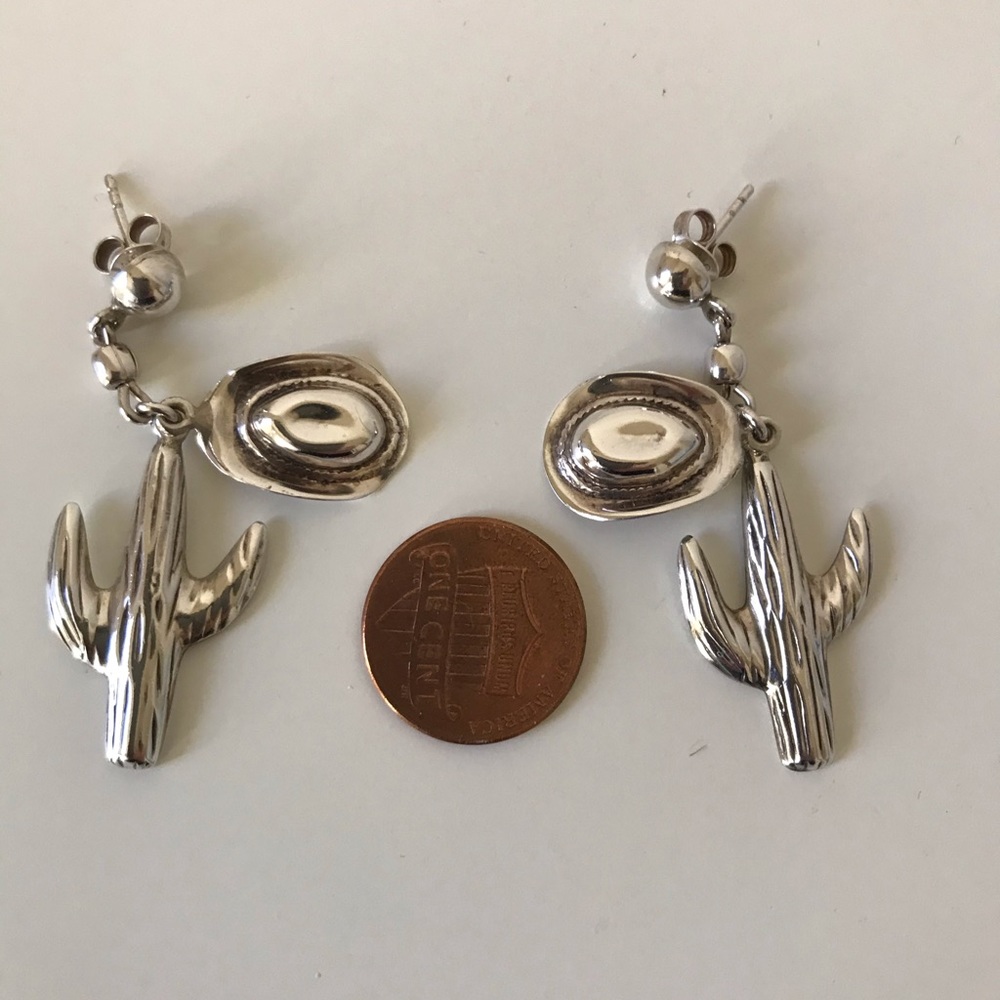 Vintage 925 Sterling Silver Earrings